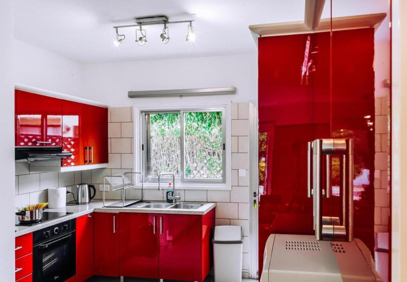 H&O Royal Townhouse In Center Paphos Apartment Ngoại thất bức ảnh