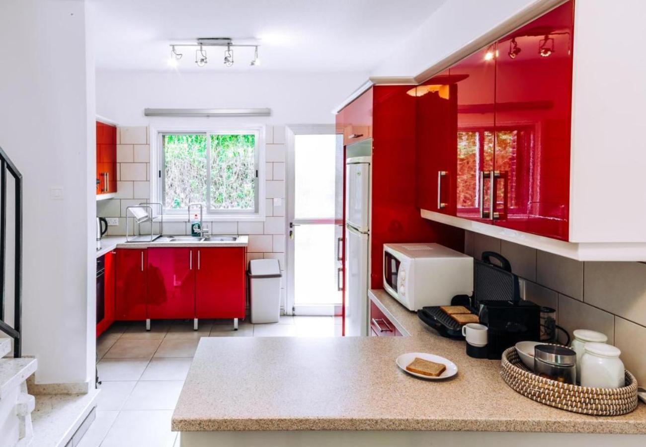 H&O Royal Townhouse In Center Paphos Apartment Ngoại thất bức ảnh